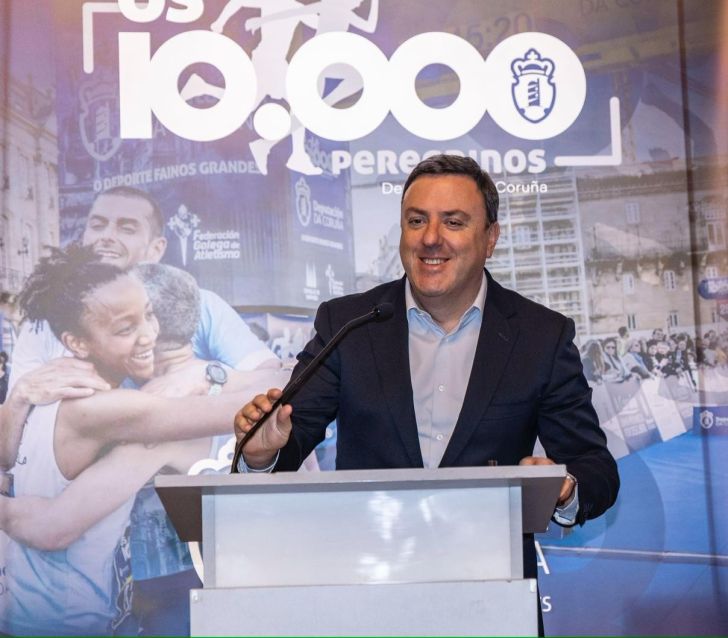 Máis de 3.000 atletas percorrerán as rúas de Santiago na carreira “Os 10.000 Peregrinos” da Deputación da Coruña