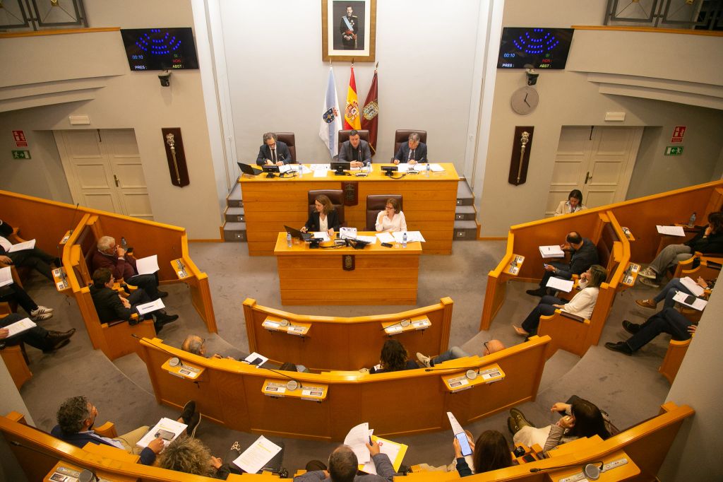 O pleno da Deputación aproba 1,83 millóns de euros para mellorar e reforzar a seguridade viaria en Carballo, Dumbría, Cerceda, Oza-Cesuras e Cedeira