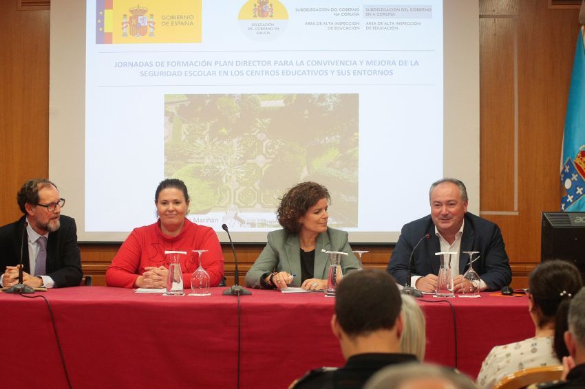 José Ramón Rioboo salienta a importancia da “coordinación entre profesorado, familia e alumnado” para mellorar a convivencia nos centros educativos