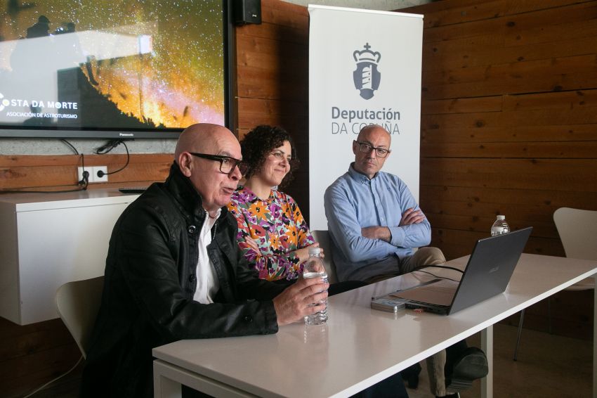 Regueira destaca en Cabana de Bergantiños o potencial do astroturismo para xerar oportunidades económicas e estruturación turística no territorio