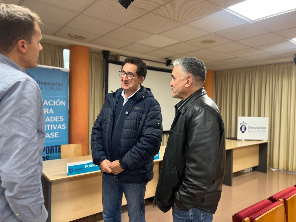 A Deputación da Coruña clausura en Boiro as súas xornadas formativas para entidades deportivas de base