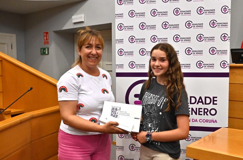 A área de Igualdade entrega os premios ás gañadoras do XIII Concurso de Viñetas