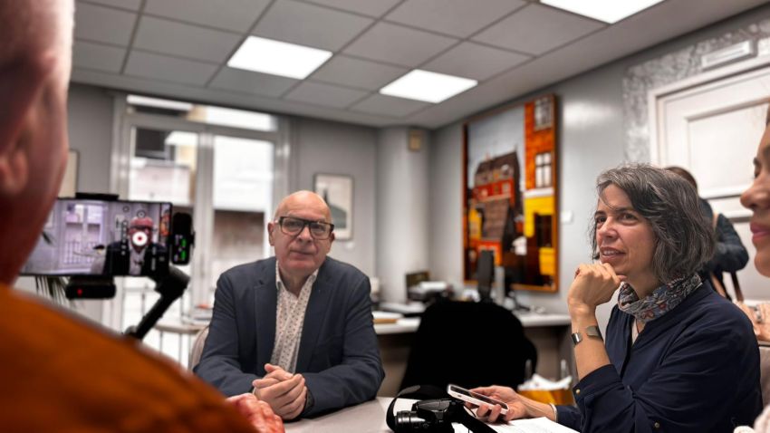 Regueira destaca o compromiso da Deputación cun turismo sostíbel nunha entrevista con medios internacionais