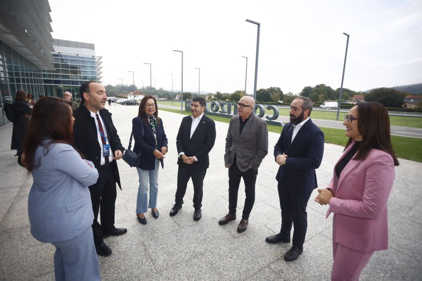 Xosé Regueira reivindica en Padrón a maxia dos territorios como 