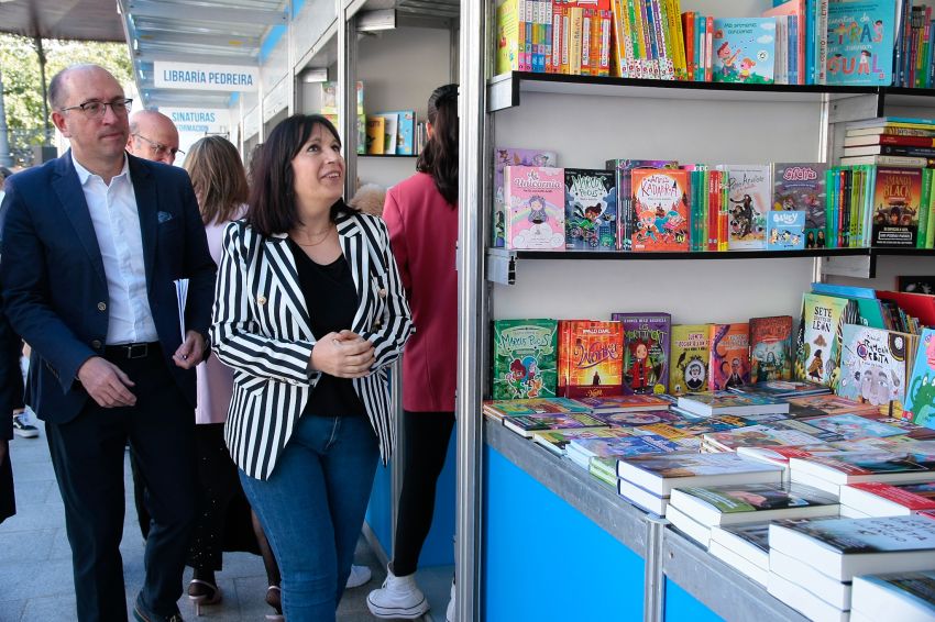Comeza a Feira do libro de Ferrol 2024, que volve contar co apoio de Cultura da Deputación