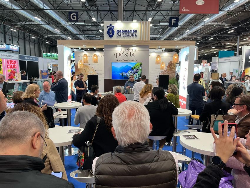 A Deputación estréase en ‘Salón Gourmets’ cun stand repleto de público durante a súa primeira xornada