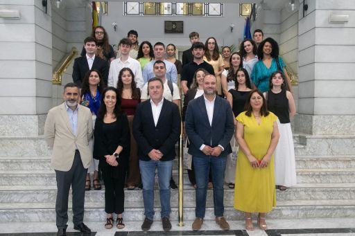 A Deputación inviste 480.000 euros en 48 bolsas para impulsar a formación de investigadores e artistas da provincia