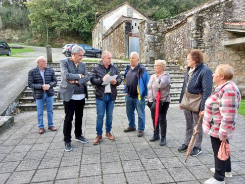 Blas García visita en Negreira obras realizadas por entidades veciñais co apoio da Deputación