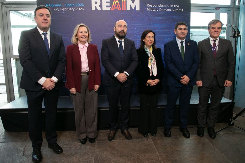 Formoso destaca en REAIM 2026 a industria de defensa como motor de innovación, talento e emprego  na provincia