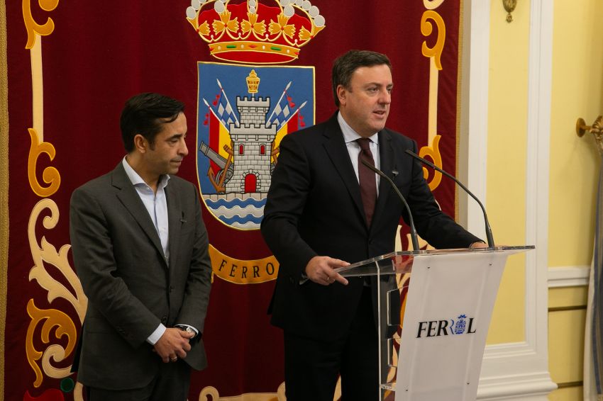 A Deputación da Coruña e o Concello de Ferrol asinan o convenio para financiar con 1,5 millóns de euros as obras do alumeado do estadio da Malata