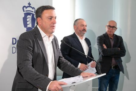 A Deputaci&oacute;n aproba uns Orzamentos de 240 mill&oacute;ns de euros cun “investimento r&eacute;cord” nos concellos