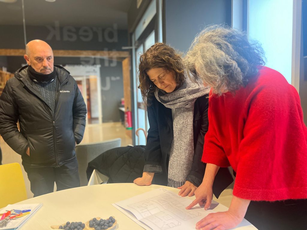 A Deputación e o Concello da Pobra apoian o emprendemento no municipio