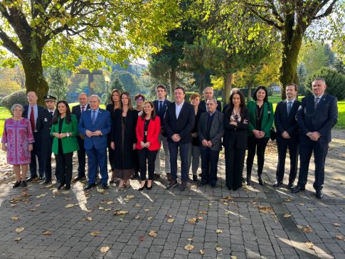 Formoso entrega os premios COGAVE 2022 a Inés Rey e Fundación Meniños
