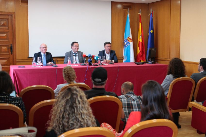 Formoso e García Ortiz clausuran en Mariñán a reunión dos fiscais de área de España
