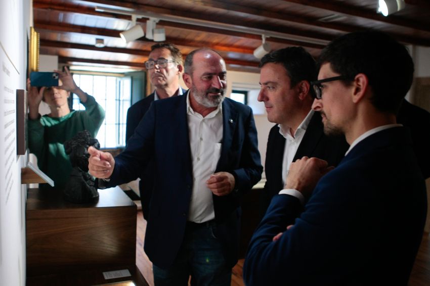 Formoso destaca na súa visita a Padrón o compromiso da Deputación coa Fundación Rosalía de Castro, que “representa os valores da cultura e o feminismo galegos”
