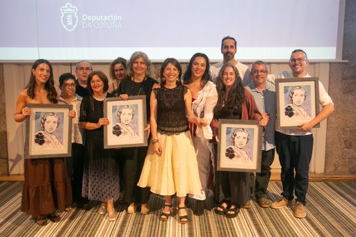 Carlos Callón, CTNL, A Gramola Gominola e Vitamina G reciben os XVII Premios Rosalía de Castro de Lingua da Deputación