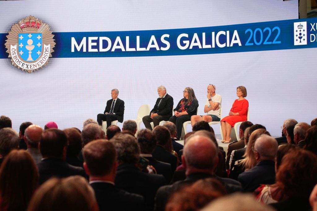 Formoso felicita as persoas galardoadas coas Medallas de Galicia e destaca a súa  implicación na promoción do Camiño de Santiago
