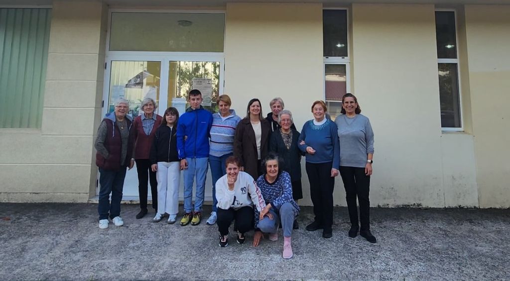 A Deputación apoia nas Encrobas o labor das asociacións que manteñen vivo o rural