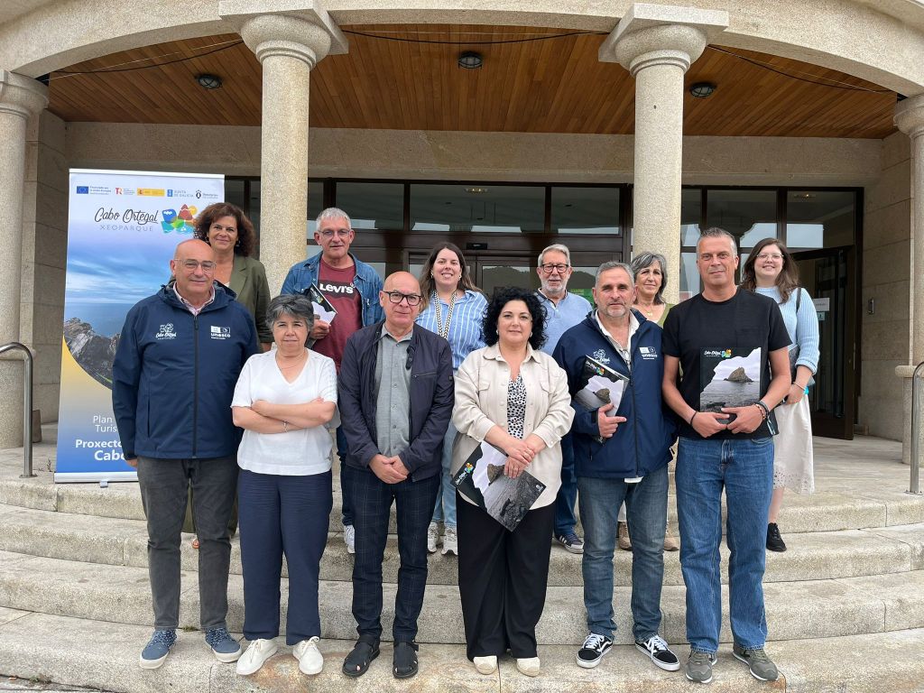 Cariño acolle unha xuntanza para abordar o estado do PSTD do Xeoparque Cabo Ortegal