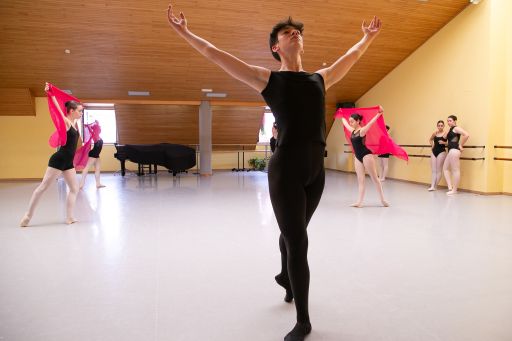 O alumnado do Conservatorio de Danza da Deputación levará ao público de viaxe pola Ruta da Seda na súa gala de fin de curso
