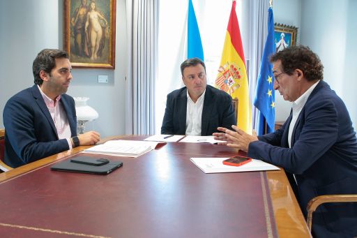 Valentín Formoso reuniuse co novo alcalde de Oroso para abordar os investimentos da Deputación no municipio