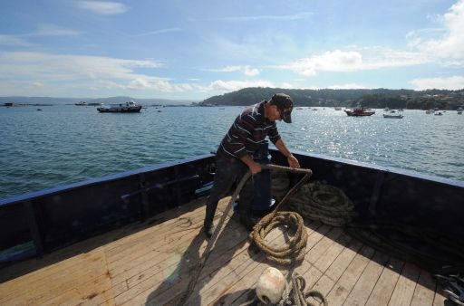 A Deputación da Coruña destina medio millón de euros para apoiar ás confrarías de pescadores e agrupacións de mariscadoras da provincia