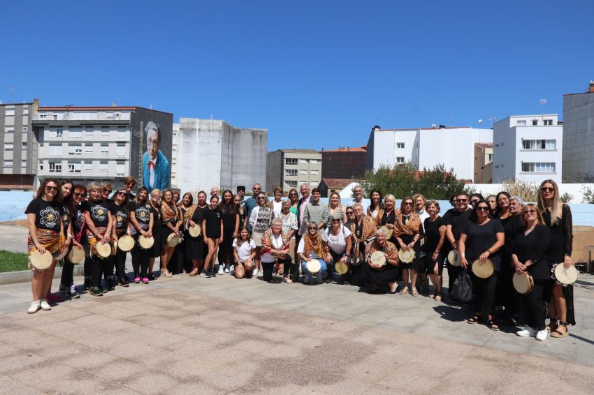 O deputado Xosé Penas participa en Ribeira no Festival Salmoira que homenaxea a Castelao