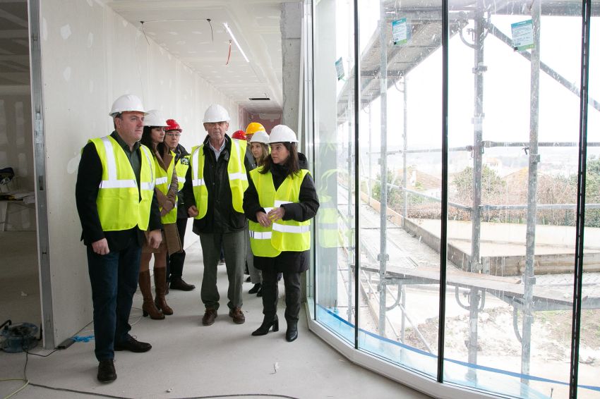 Formoso anuncia que a Deputación colaborará con 300.000 euros na construción do novo centro integral de rehabilitación de dano cerebral de Adaceco en Eirís