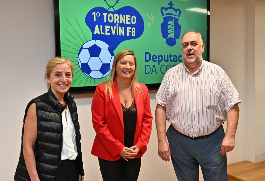 O campo das Cancelas de Santiago acolle esta fin de semana o primeiro Trofeo Alevín de fútbol 8 da Deputación da Coruña