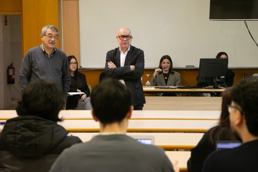 Regueira defende na Facultade de Turismo da UDC un modelo turístico que poña no centro o territorio, a identidade e a calidade