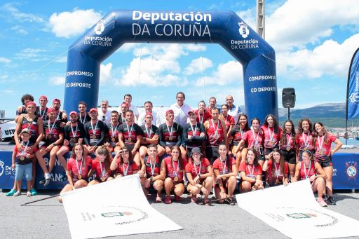 O Club de Remo Cabo de Cruz gaña a Bandeira de Traíñas Deputación da Coruña