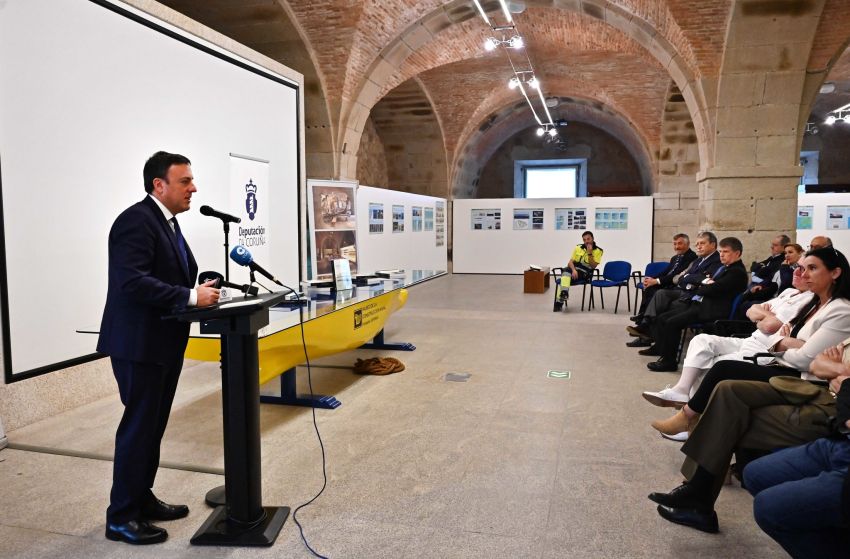 A Deputación edita un libro sobre o patrimonio militar da costa coruñesa