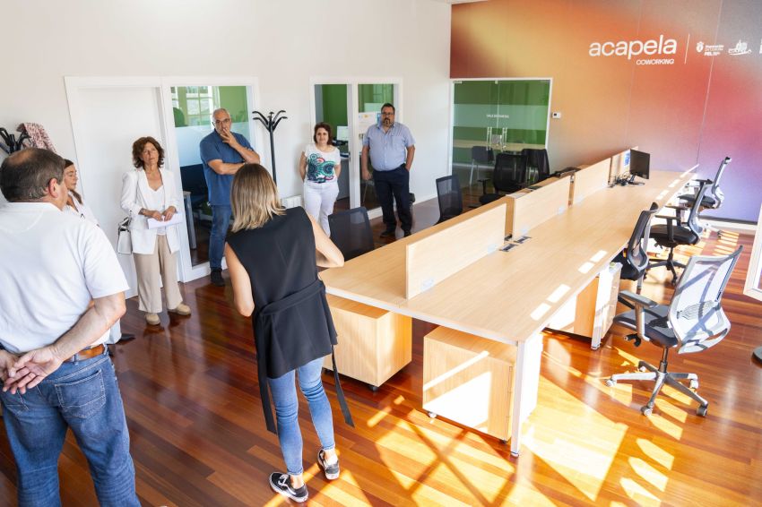 O coworking da Deputación na Capela impulsa xa oito proxectos emprendedores