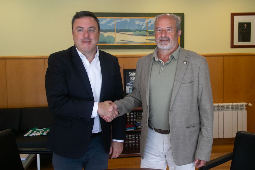A Deputación achega preto de 60.000 euros para mellorar a pista a San Esteban e Agra nas Somozas