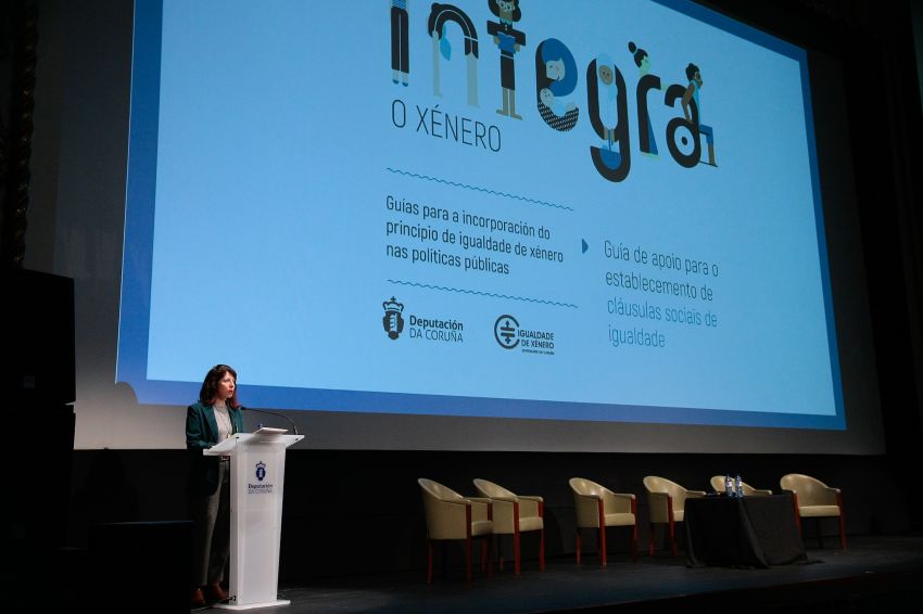 A deputada de igualdade salienta a necesidade de incorporar a perspectiva de xénero na contratación pública