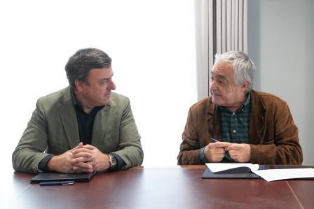 A exposición, Golfiños na proa, inaugúrase o mércores, 10 de setembro en Fisterra.