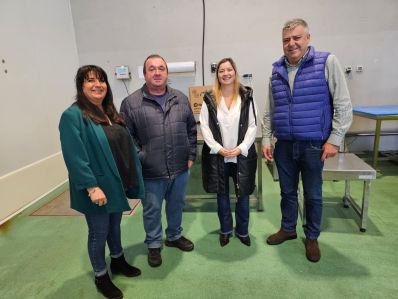 O presidente da Deputación da Coruña visita a Confraría de Pescadores de Ferrol