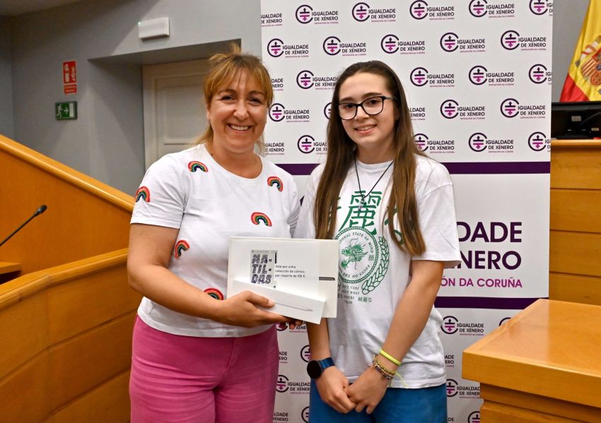A área de Igualdade entrega os premios ás gañadoras do XIII Concurso de Viñetas