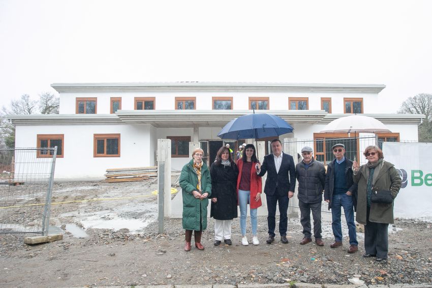 Valentín González Formoso visita nas Pontes as obras da primeira residencia de saúde mental de Ferrolterra, que comezará a funcionar en 2027