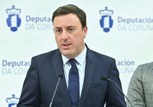 A Deputación da Coruña financia 411.000 horas de servizo de axuda no fogar  nos concellos da provincia