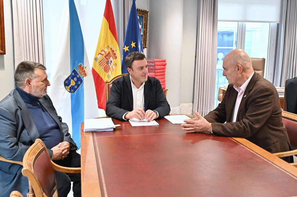 Formoso recibiu o novo presidente da SD Compostela, Juan Carlos Rodríguez Gesto