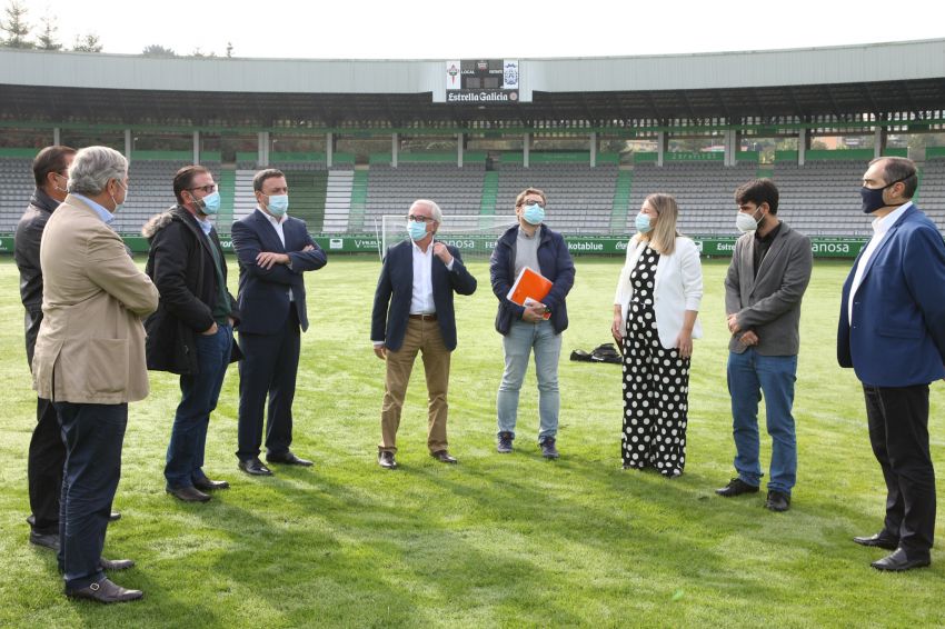 A Deputación colaborará co Concello de Ferrol con medio millón de euros para a primeira fase das obras de reforma do estadio da Malata
