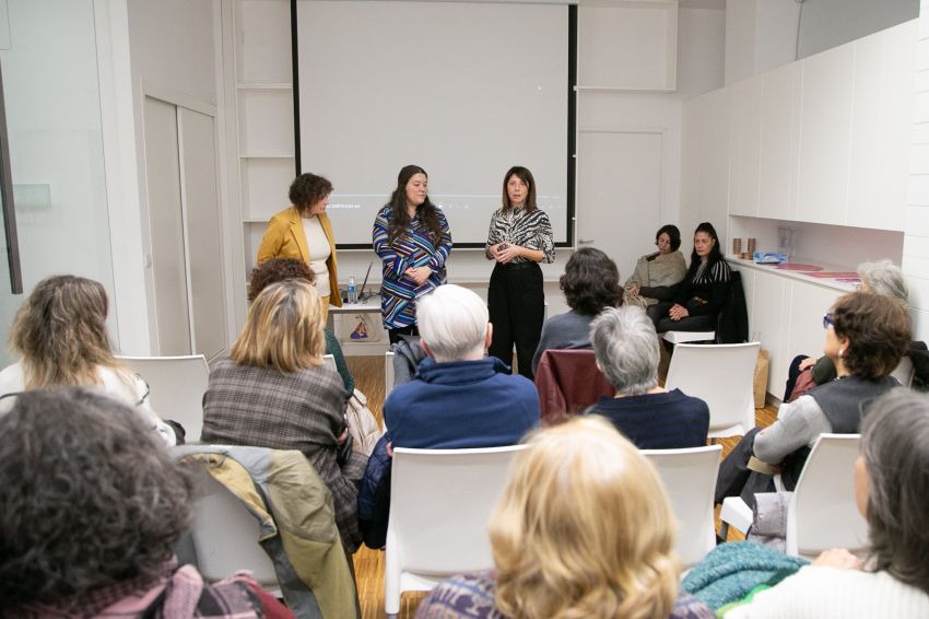 A deputada de Igualdade reflexionou sobre a necesidade de cambiar as leis para que non prescriban os delitos sexuais