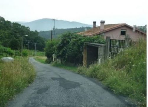A Deputación inviste preto de medio millón de euros en obras de mellora dos camiños e estradas rurais de Padrón