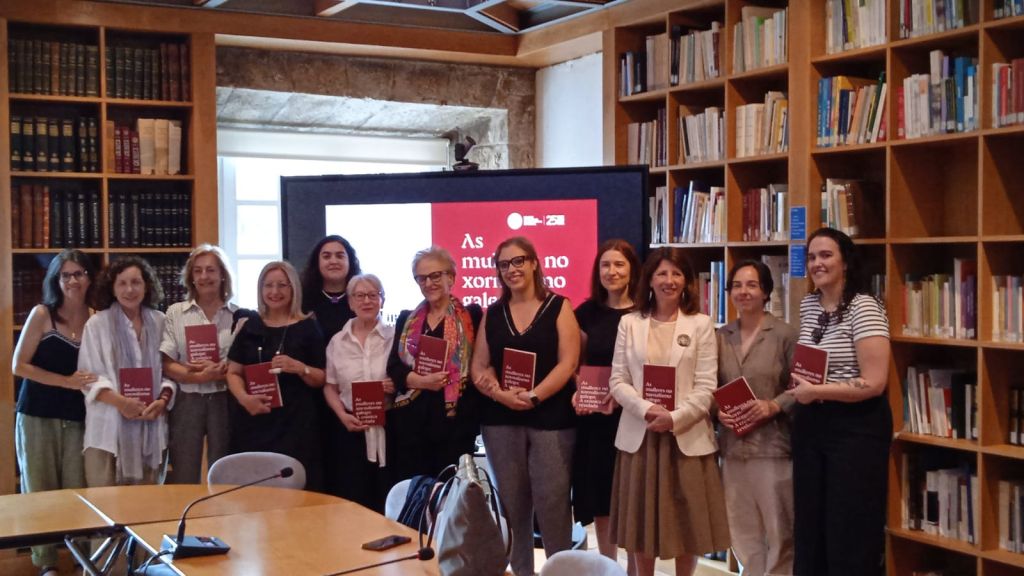 O Colexio de Xornalistas presenta o libro 'As mulleres no xornalismo galego: A crónica revelada', gañador do premio Luísa Villalta no 2024
