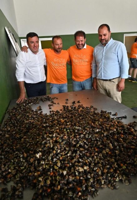 Formoso asistiu en Corme á Festa do Percebe do Roncudo