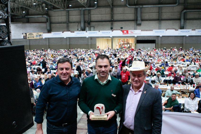 O presidente da Deputación da Coruña asistiu en Lugo á celebración do Día do Veciño