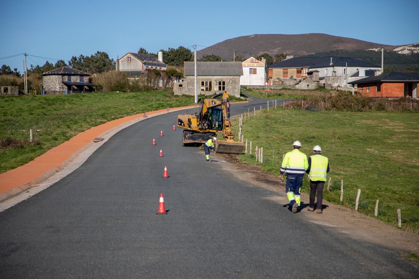 A Deputación inicia as obras de remate da estrada de acceso aos cantís de Loiba, en Ortigueira