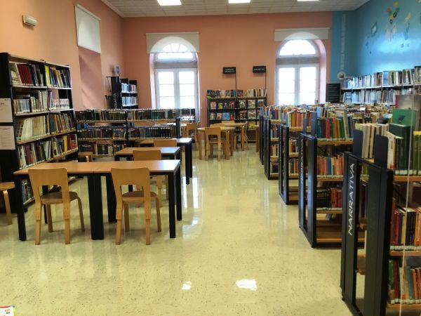 Biblioteca Xuvenil.JPG