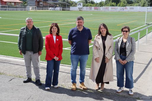 Cristina Garc&iacute;a destaca en Outes os m&aacute;is de 8 mill&oacute;ns de euros investidos pola Deputaci&oacute;n a trav&eacute;s do Plan &Uacute;nico nos &uacute;ltimos nove anos
